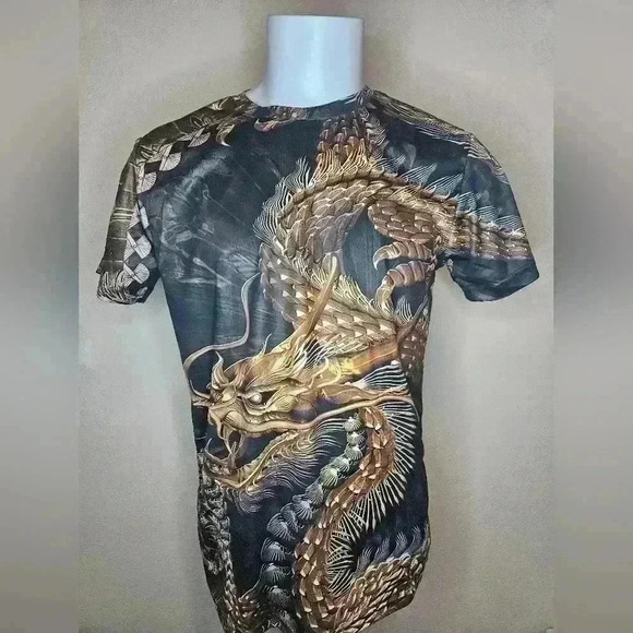Chinese Dragon Graphic Tee - Picture 1 of 3